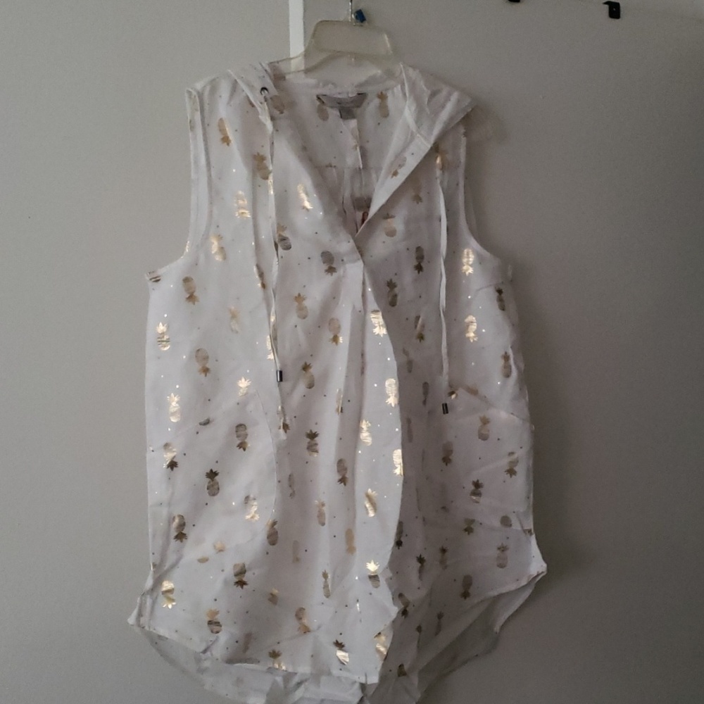 Charlie Paige White Pineapple Sleeveless Top